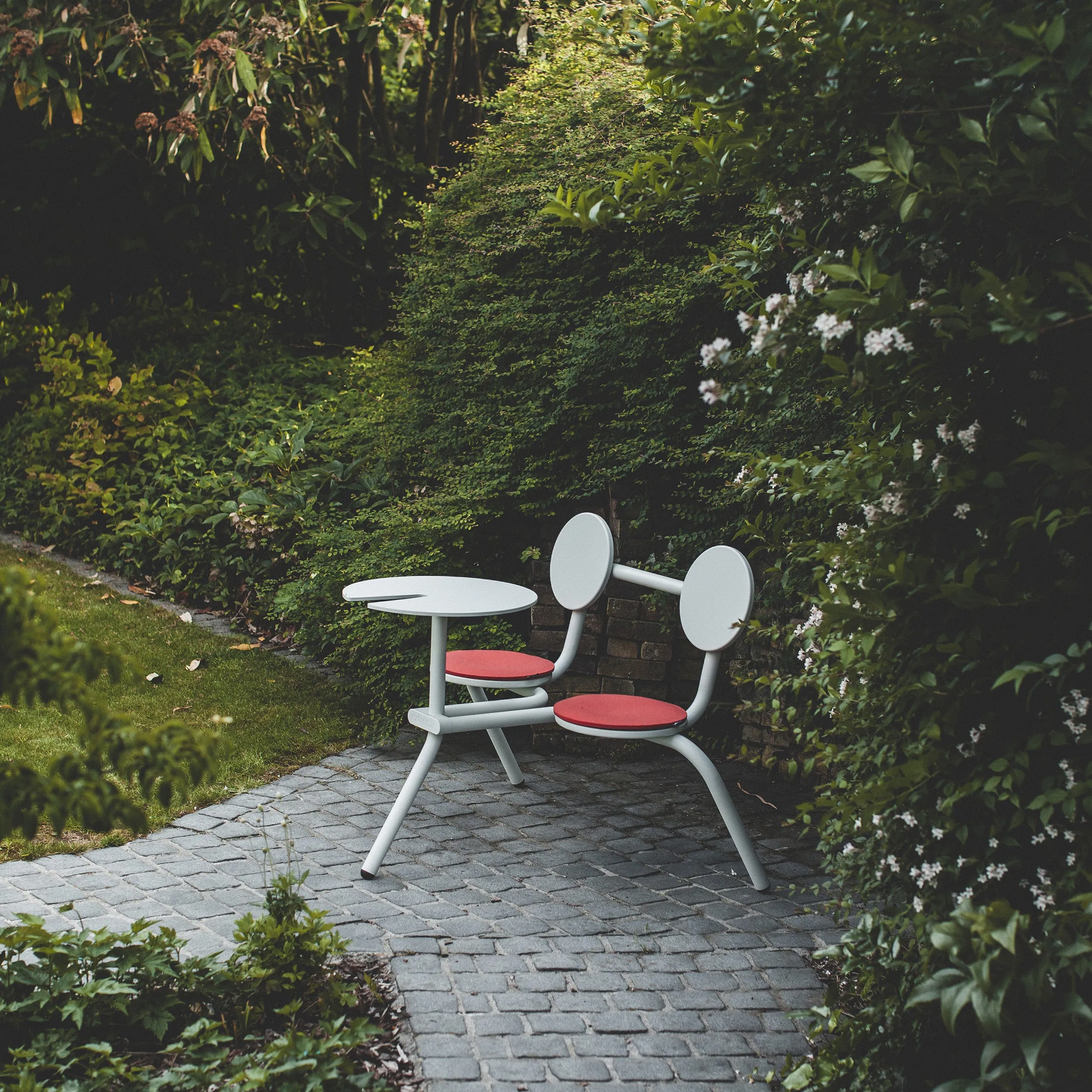 Bistroo 2-Seater Picnic Table