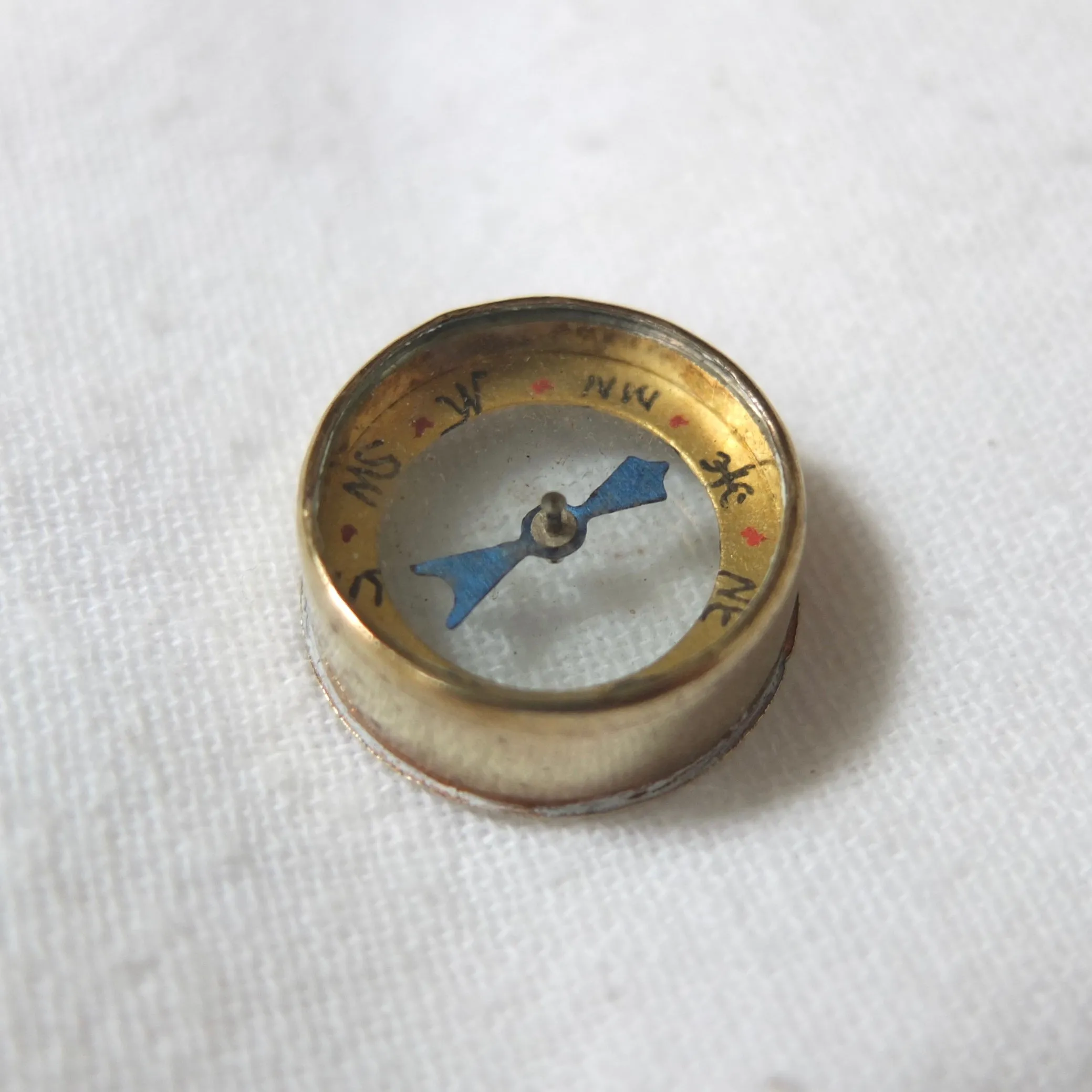 Miniature Transparent Compass