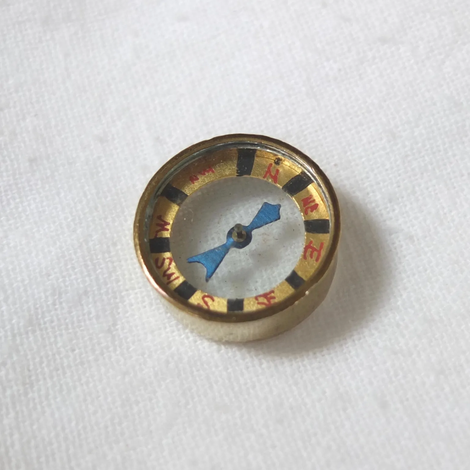 Miniature Transparent Compass